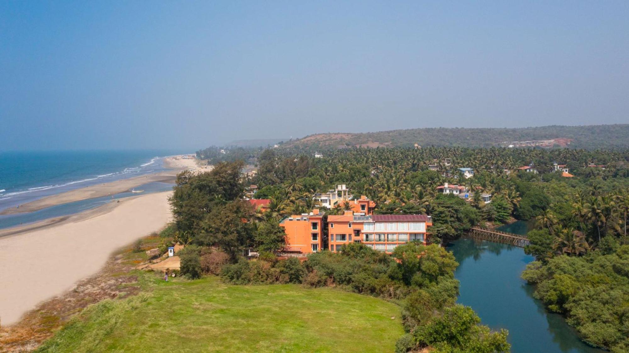 Mandrem Beach Resort, A Member Of Radisson Individuals Retreat Eksteriør bilde