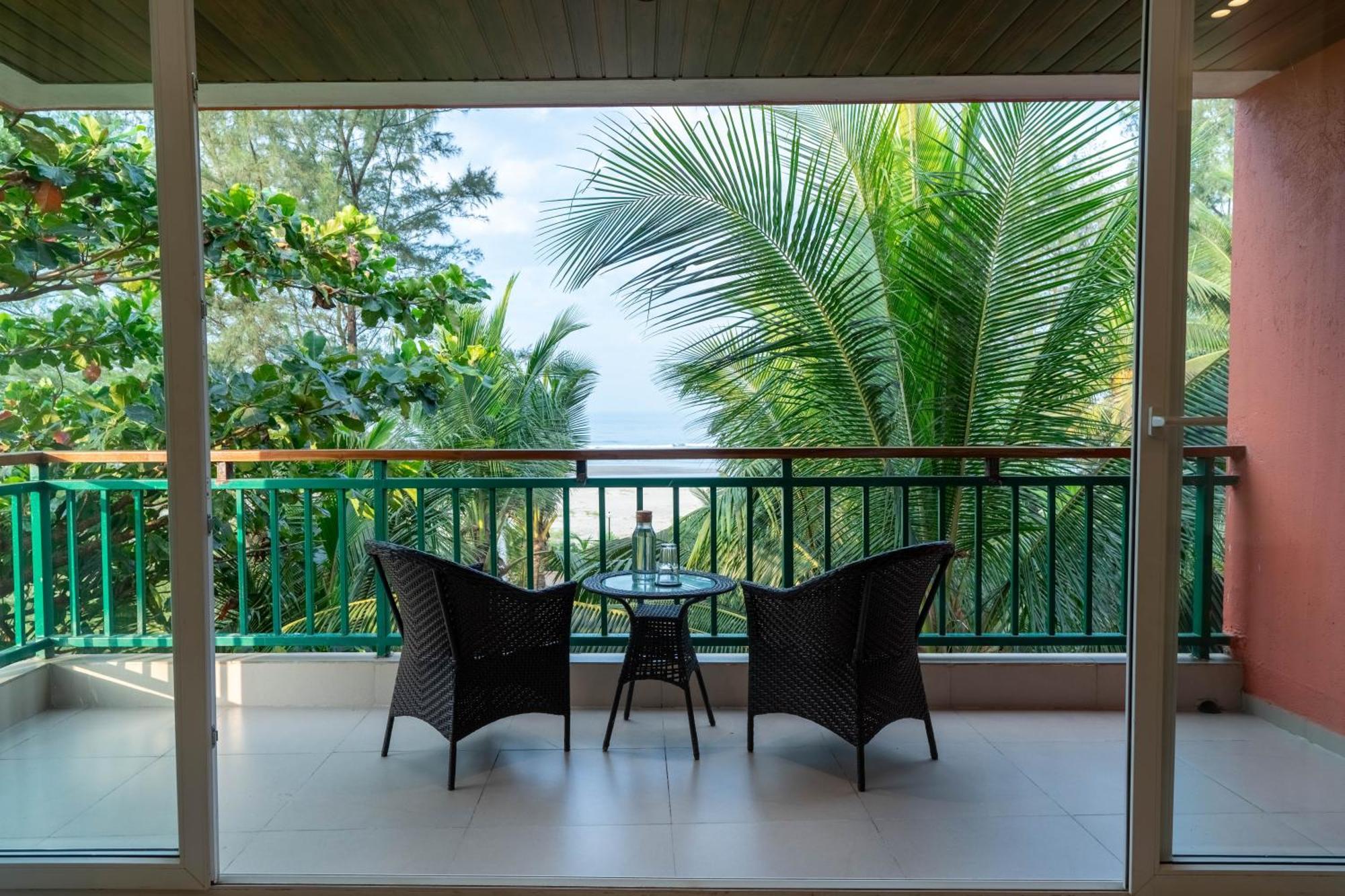 Mandrem Beach Resort, A Member Of Radisson Individuals Retreat Eksteriør bilde
